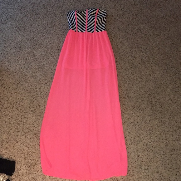 Boutique Maxi Dress - Picture 2 of 2